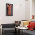 Newly Renovated 1730\'S Venetian Loft